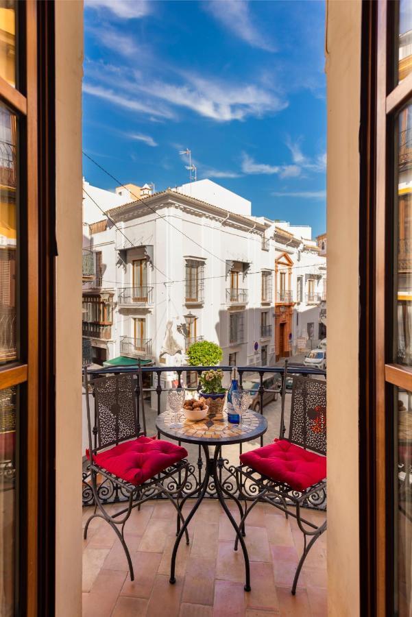 Cathedral Apartment, First Floor Apartment Seville